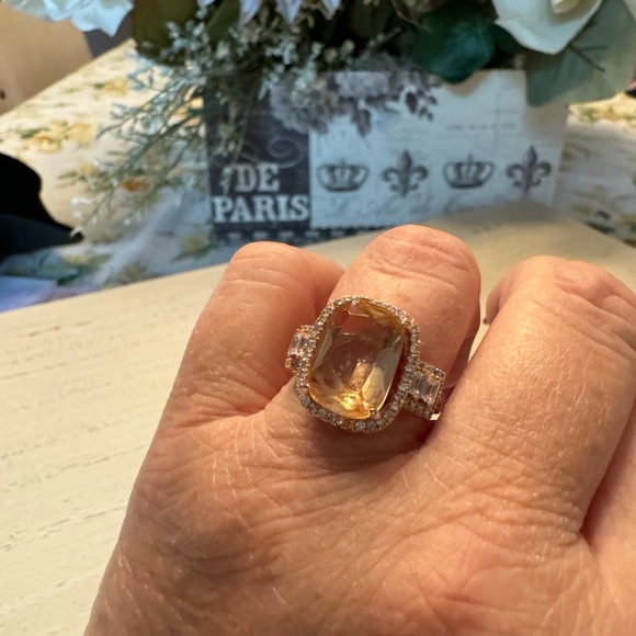 Costume rings size 7 4 rings total - Picture 5 of 5